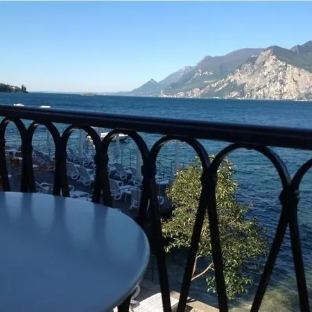 Apartmán Zwei-zimmer-wohnung Mit Seeblick *
