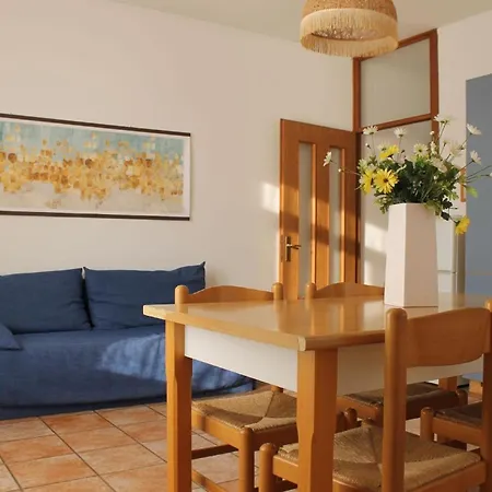 Zwei-zimmer-wohnung Mit Seeblick Malcesine