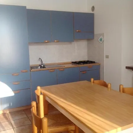 Apartment Zwei-zimmer-wohnung Mit Seeblick Malcesine